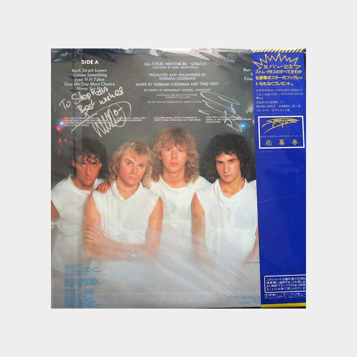 Stratus – Throwing Shapes (ex+/ex+)