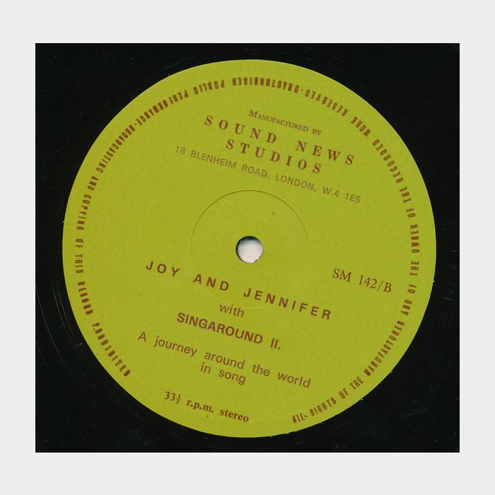 Joy And Jennifer – A Journey Around The World In Song (ex+/ex)