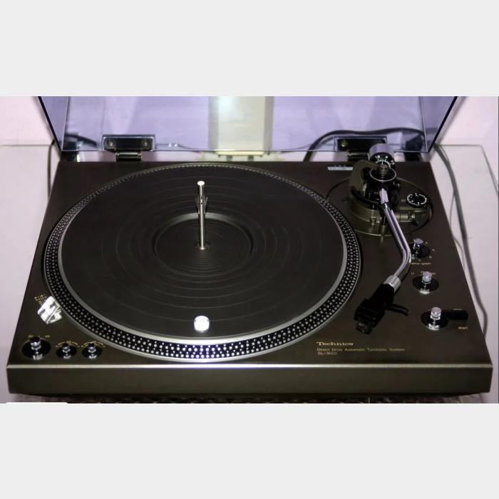 Пр. винила Technics SL-1650 (100v, +голова Ortofon 2M Red)